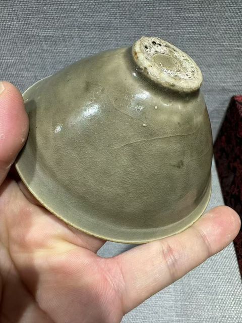 古玩陶瓷耀州窯團菊盞拍賣,當前價格22000元