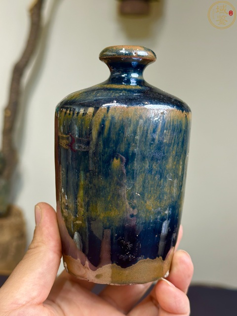 古玩陶瓷窯變黑釉梅瓶真品鑒賞圖