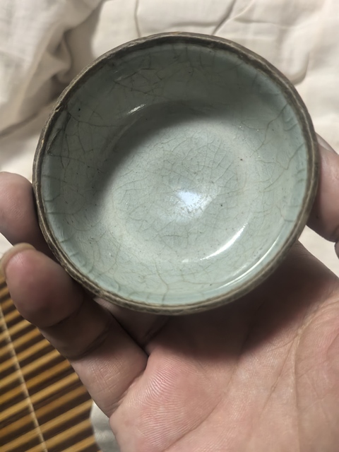 古玩陶瓷龍泉青瓷茶碗拍賣，當前價格888元