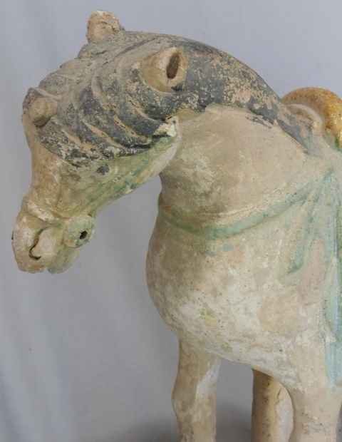 古玩陶瓷三彩馬俑真品鑒賞圖