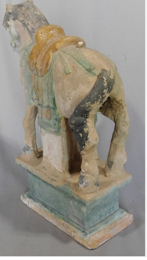 古玩陶瓷三彩馬俑真品鑒賞圖