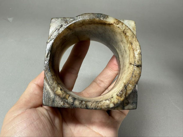 古玩玉器仿古做舊玉琮真品鑒賞圖