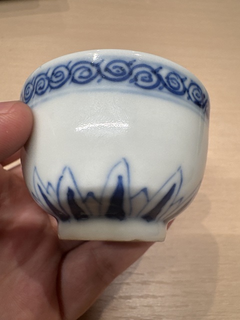 古玩陶瓷民國青花杯真品鑒賞圖