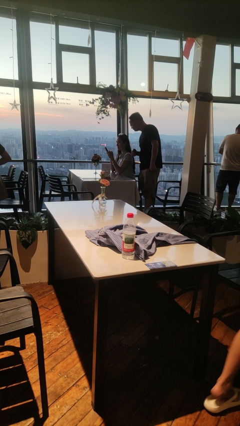 古玩陶瓷青花花卉紋花口杯真品鑒賞圖