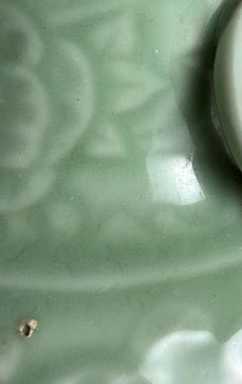 古玩陶瓷龍泉窯青釉瓶真品鑒賞圖