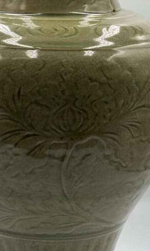 古玩陶瓷龍泉窯鳳尾尊真品鑒賞圖