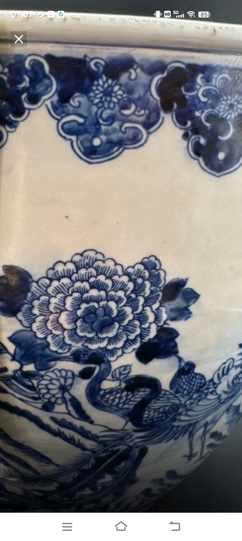 古玩陶瓷青花鳳穿牡丹圖畫缸真品鑒賞圖