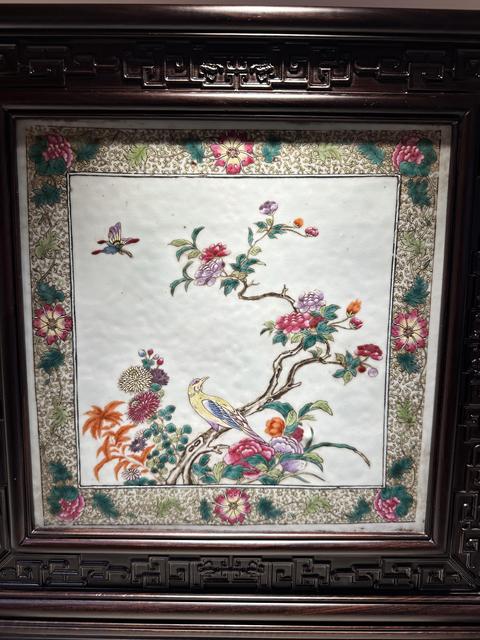 古玩陶瓷粉彩花鳥(niǎo)紋瓷板真品鑒賞圖