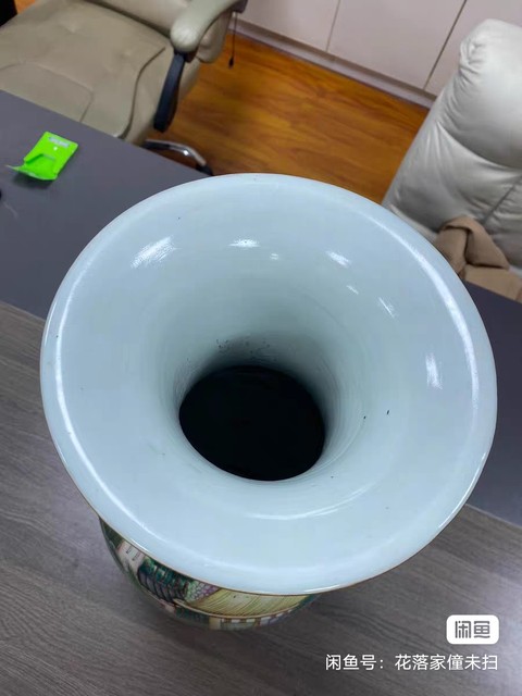 古玩陶瓷民國 彩繪人物嫁妝瓶真品鑒賞圖