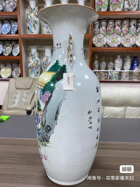 古玩陶瓷民國 彩繪人物嫁妝瓶真品鑒賞圖