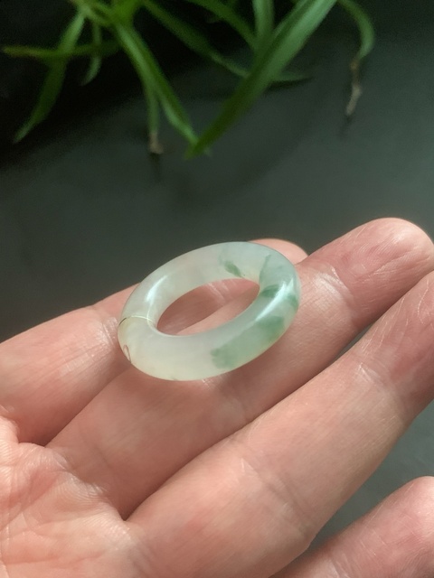 古玩玉器天然翡翠雕“素紋環(huán)”真品鑒賞圖