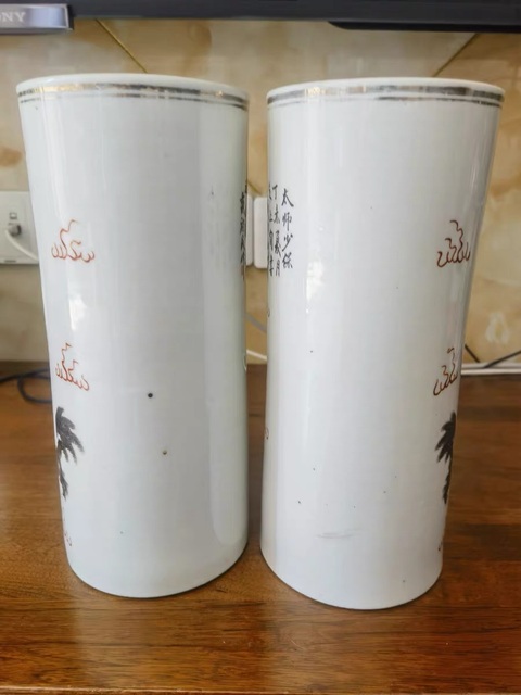 古玩陶瓷礬紅墨彩描金太師少保帽筒真品鑒賞圖