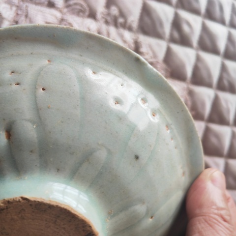 古玩陶瓷青白釉刻仰蓮紋碗真品鑒賞圖