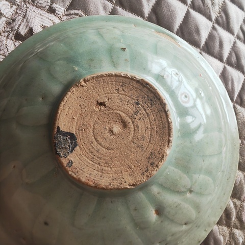 古玩陶瓷青白釉刻仰蓮紋碗真品鑒賞圖