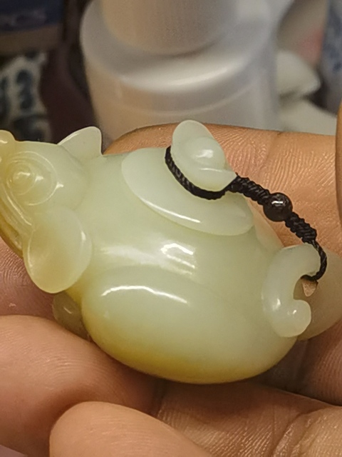 古玩玉器和田玉壺真品鑒賞圖