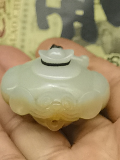 古玩玉器和田玉壺真品鑒賞圖