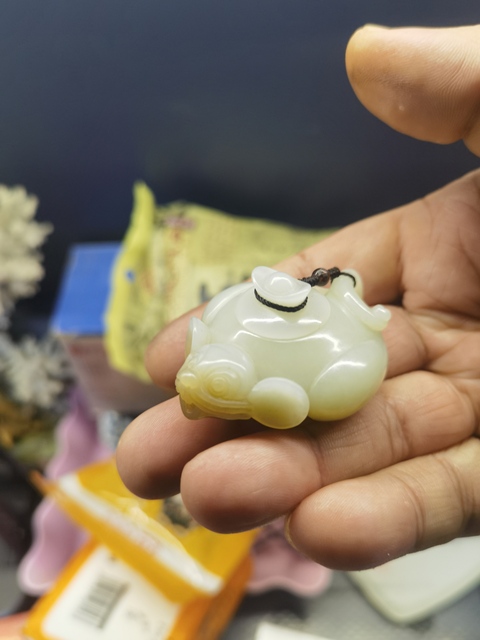 古玩玉器和田玉壺真品鑒賞圖