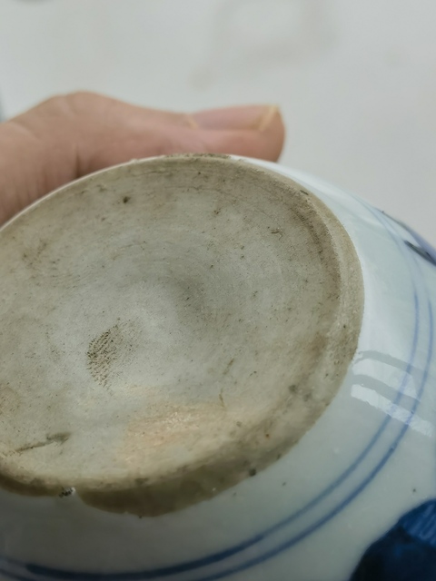 古玩陶瓷花鳥紋青花罐真品鑒賞圖