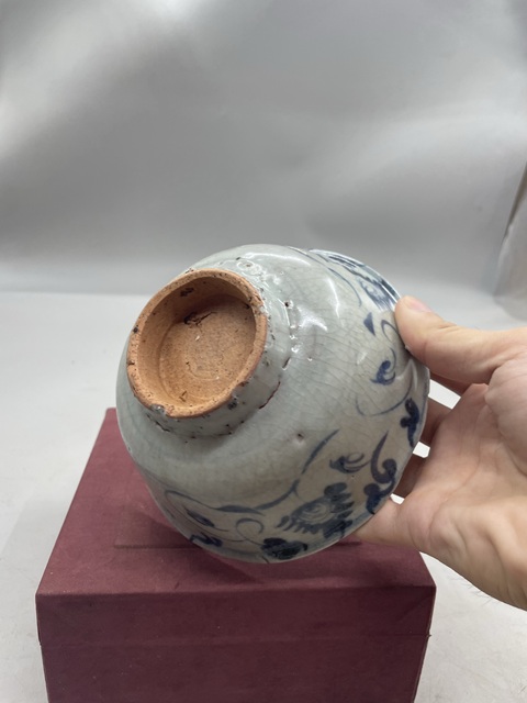 古玩陶瓷花卉紋青花小碗真品鑒賞圖