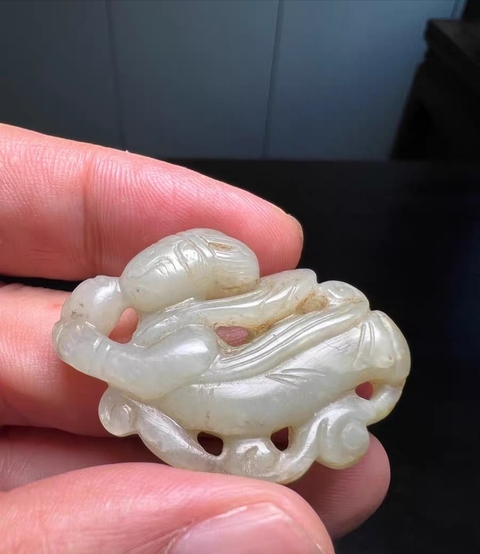古玩玉器和田玉飛天真品鑒賞圖