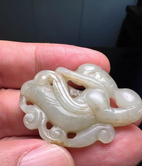 古玩玉器和田玉飛天真品鑒賞圖