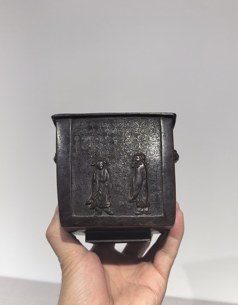 古玩銅器方型獅耳爐真品鑒賞圖