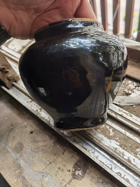 古玩陶瓷黑釉罐真品鑒賞圖