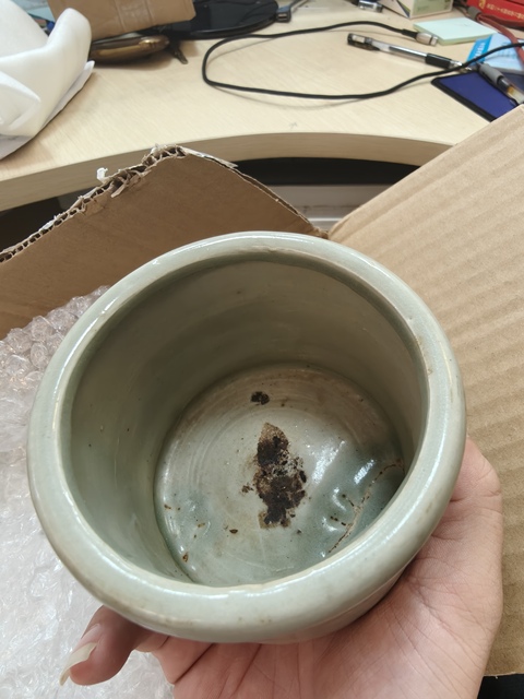 古玩陶瓷龍泉系青瓷香爐真品鑒賞圖