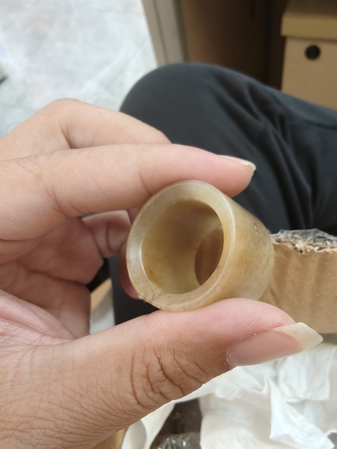 古玩玉器和田玉雕“素紋扳指”真品鑒賞圖