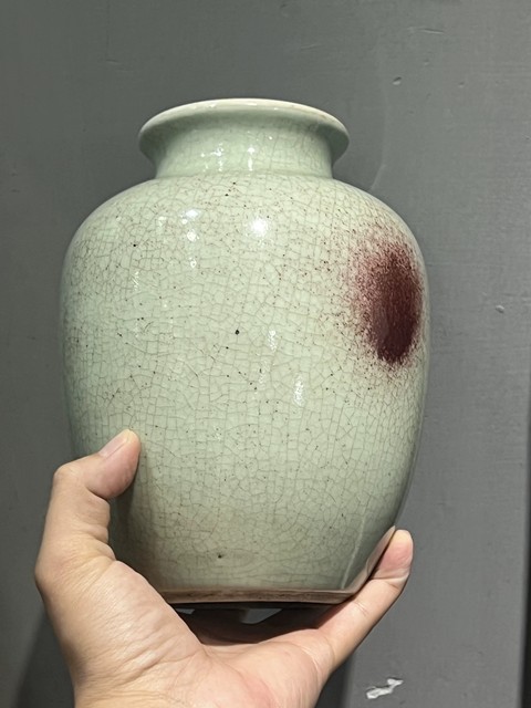 古玩陶瓷哥釉釉里紅罐真品鑒賞圖