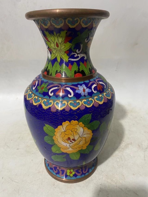 古玩銅器景泰藍瓶真品鑒賞圖