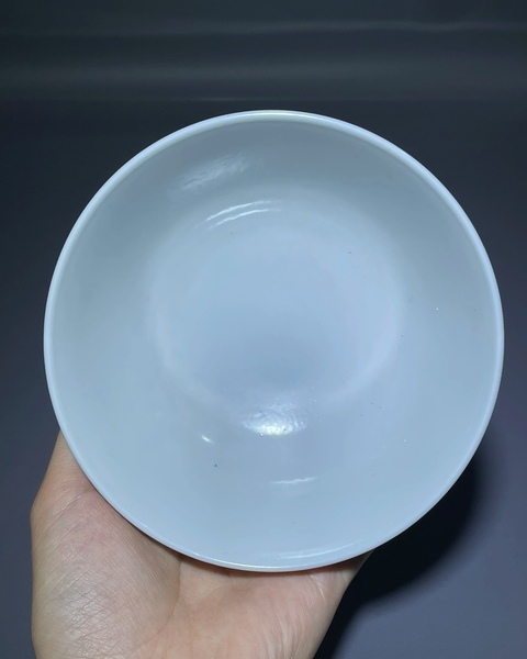 古玩陶瓷花卉紋青花碗真品鑒賞圖