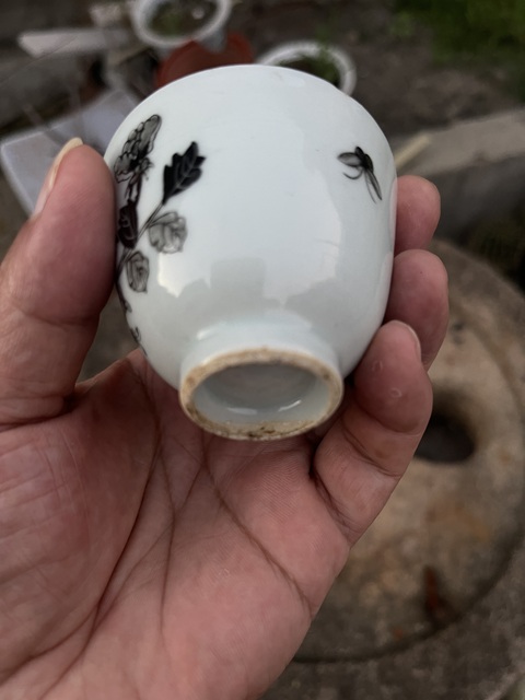 古玩陶瓷墨彩花卉紋杯真品鑒賞圖