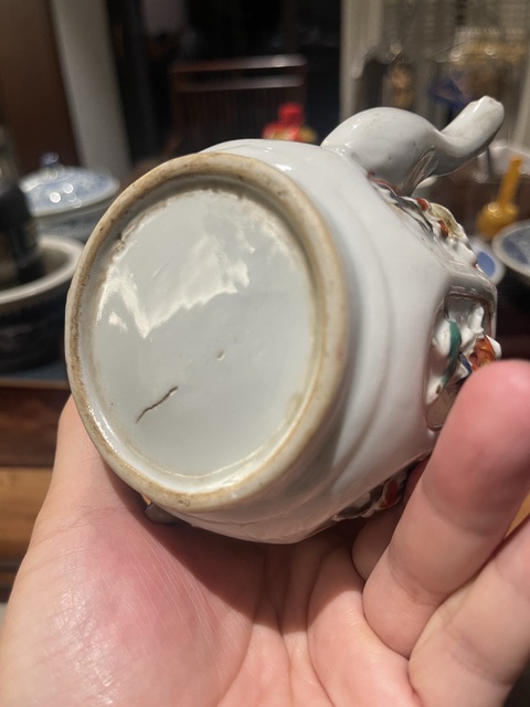 古玩陶瓷八仙圖淺浮雕執壺真品鑒賞圖