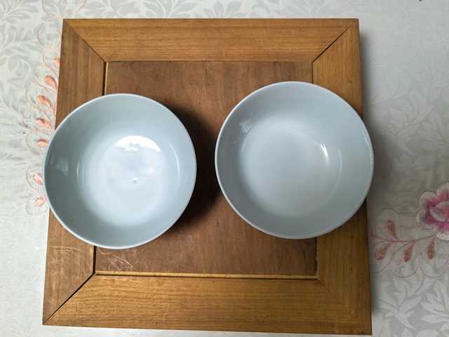 古玩陶瓷三星高照圖青花茶圓真品鑒賞圖