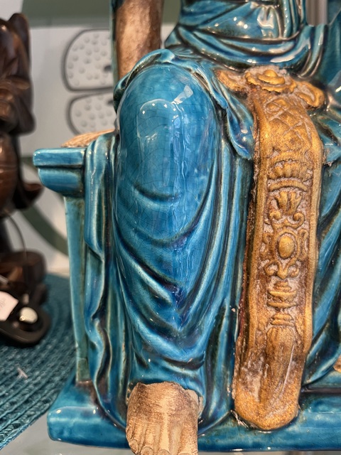 古玩陶瓷藍黃釉人物塑像真品鑒賞圖