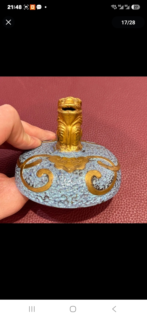 古玩陶瓷爐鈞釉描金粉彩人物三足雙耳爐真品鑒賞圖