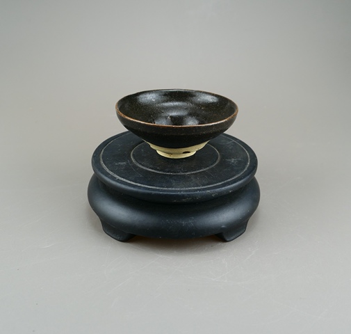古玩陶瓷精品:南宋吉州窯黑釉茶盞(黑美人)拍賣,當前價格103元