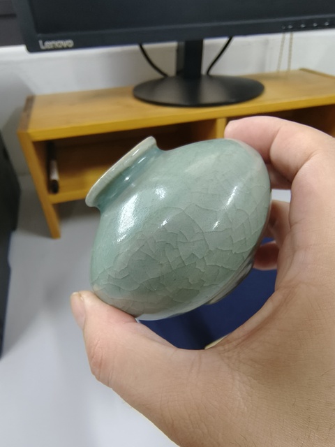 古玩陶瓷龍泉窯青釉水盂真品鑒賞圖