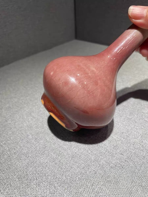 古玩陶瓷紅釉瓶拍賣，當前價格9800元