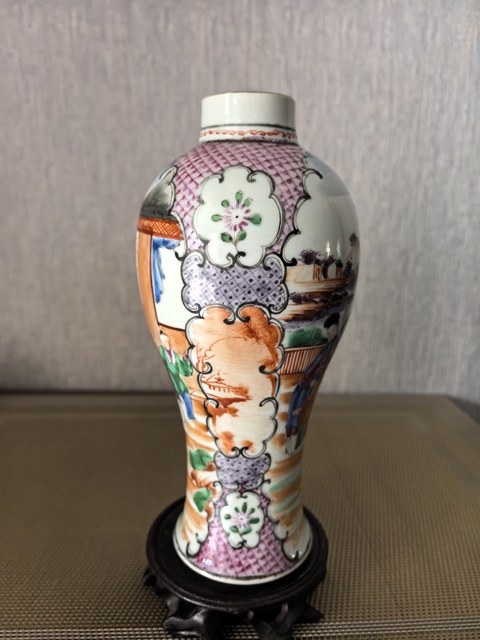 古玩陶瓷人物紋廣彩雞腿瓶真品鑒賞圖