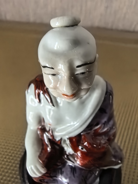 古玩陶瓷人物塑像真品鑒賞圖