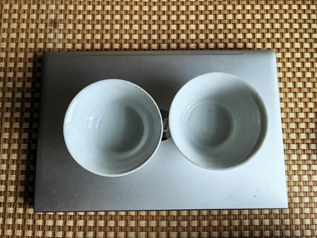 古玩陶瓷花卉紋粉彩杯真品鑒賞圖