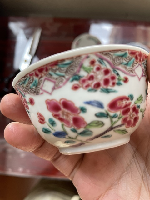 古玩陶瓷雍正·粉彩花卉紋杯 真品鑒賞圖