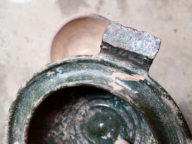 古玩陶瓷漢綠釉鼎真品鑒賞圖