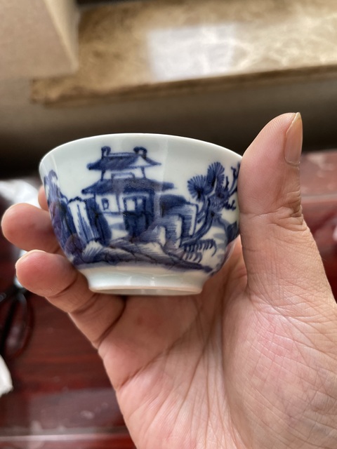 古玩陶瓷康熙·青花山水紋杯碟一套 真品鑒賞圖