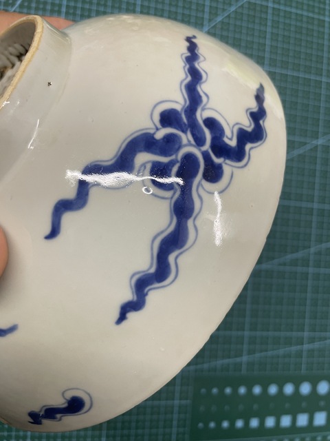 古玩陶瓷清雍正青花過墻龍紋碗真品鑒賞圖