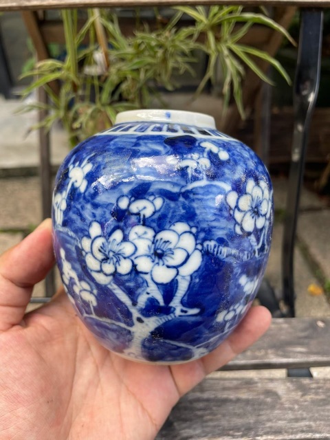 古玩陶瓷青花冰梅罐真品鑒賞圖