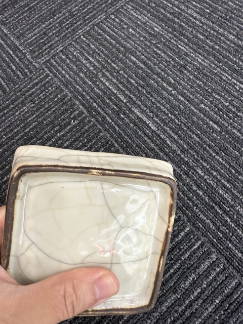 古玩陶瓷 哥釉四方盤真品鑒賞圖
