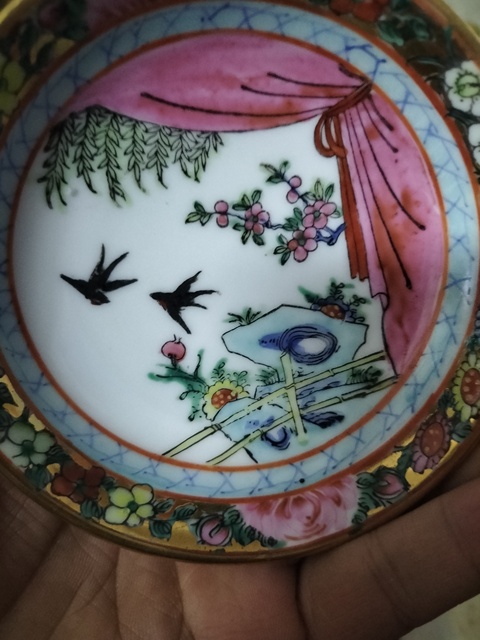 古玩陶瓷花鳥紋廣彩盤真品鑒賞圖